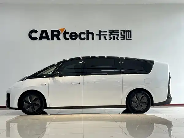 Li Auto MEGA 2025