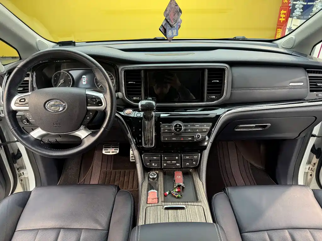 GAC Motor Trumpchi M8 2020 — фото 5