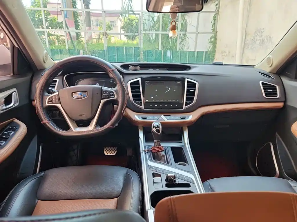 Geely Vision X6 2018 — фото 10