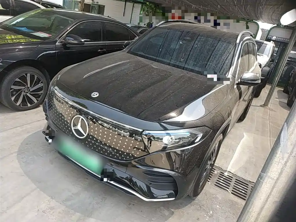 Mercedes-Benz EQB 2025