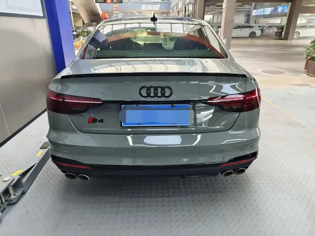 Audi S4 2021 — фото 15