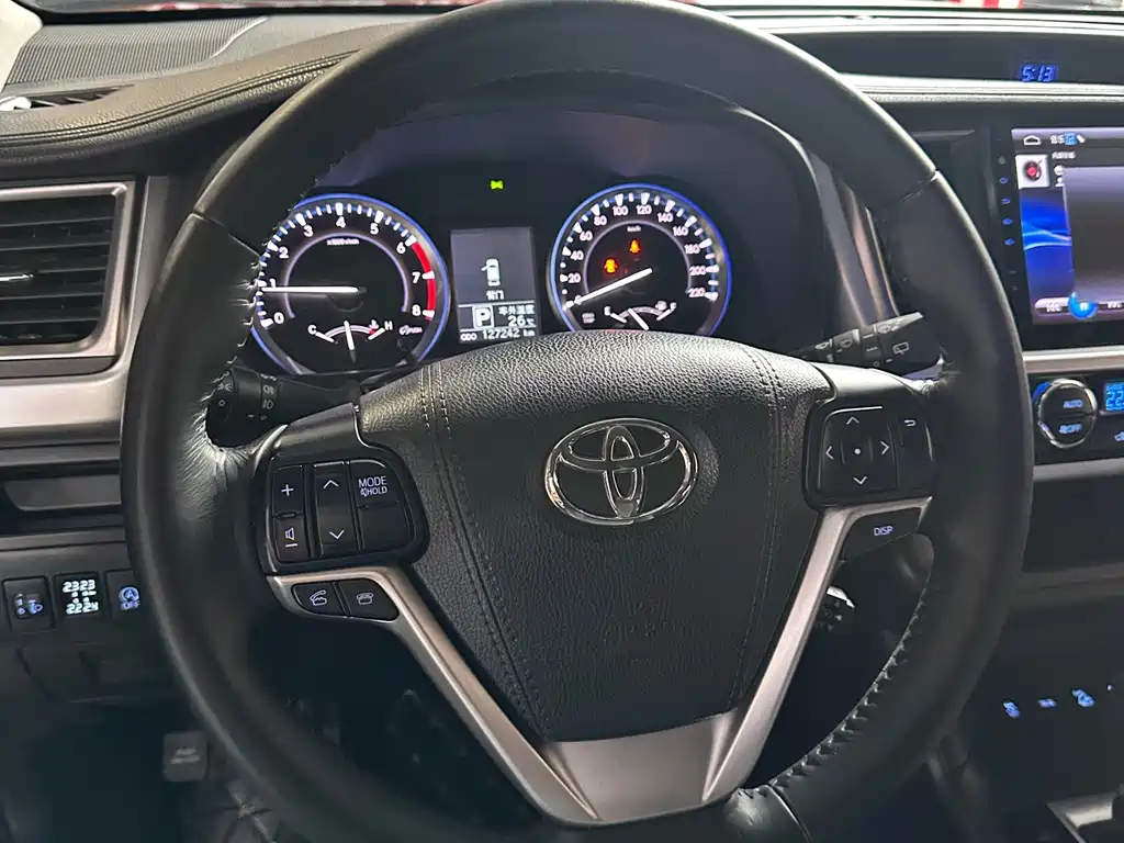 Toyota Highlander 2016 — фото 16