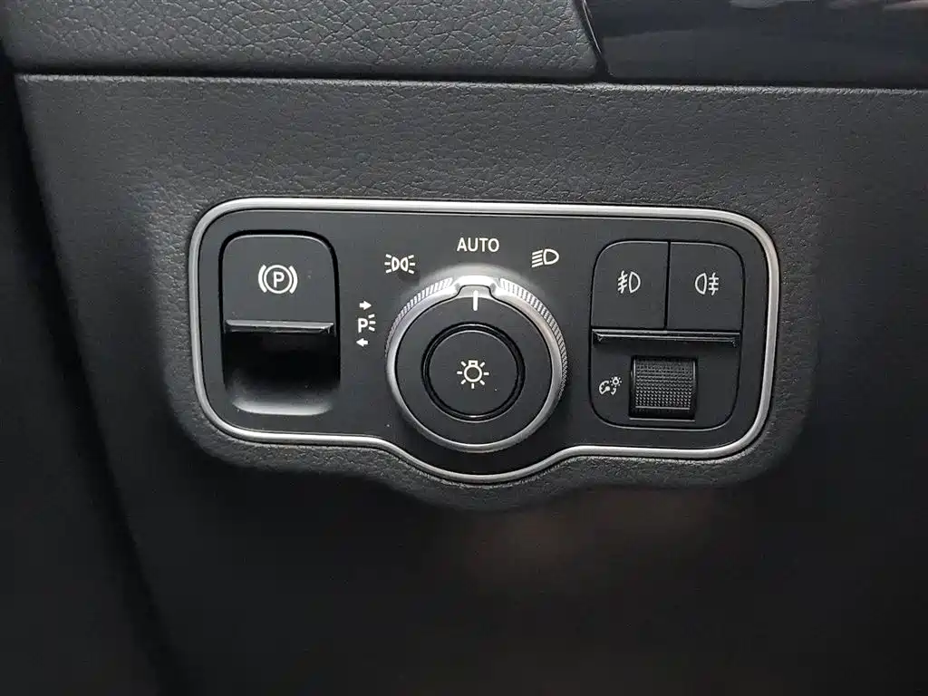 Mercedes-Benz GLA 2023 — фото 21