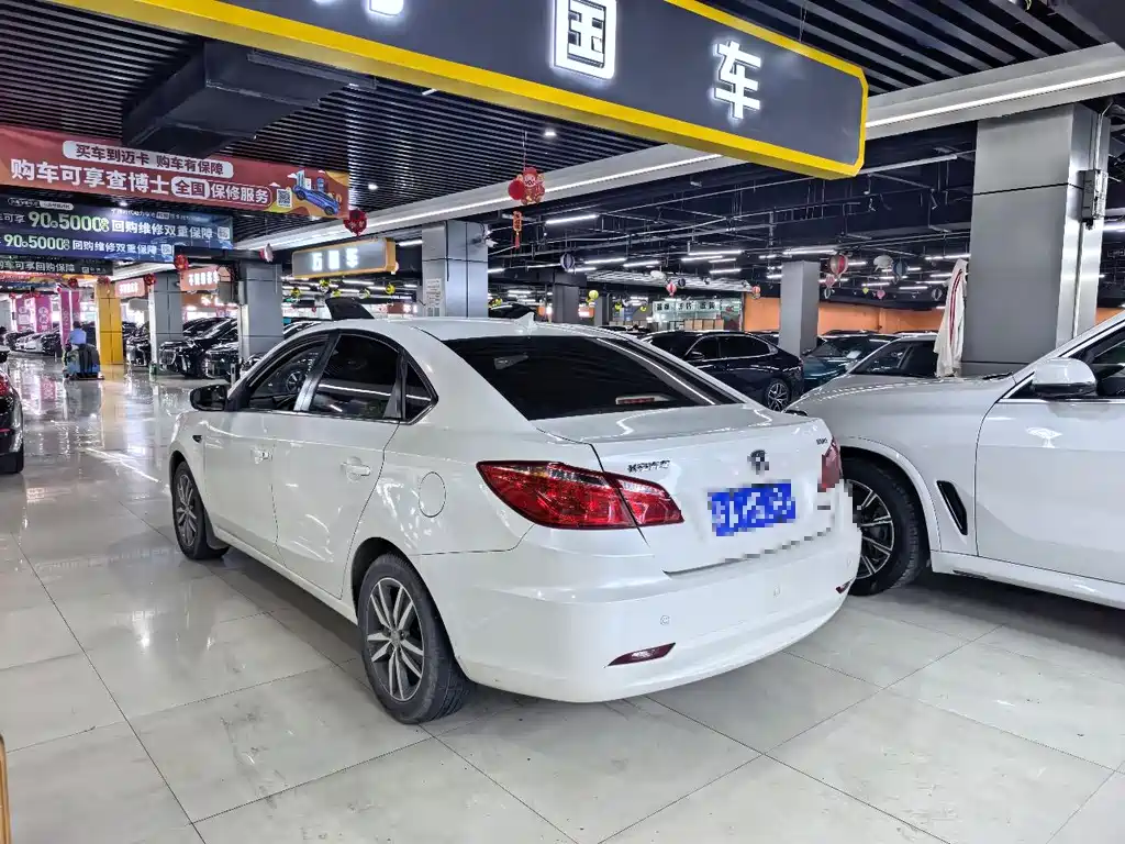 Changan Eado 2015 — фото 8