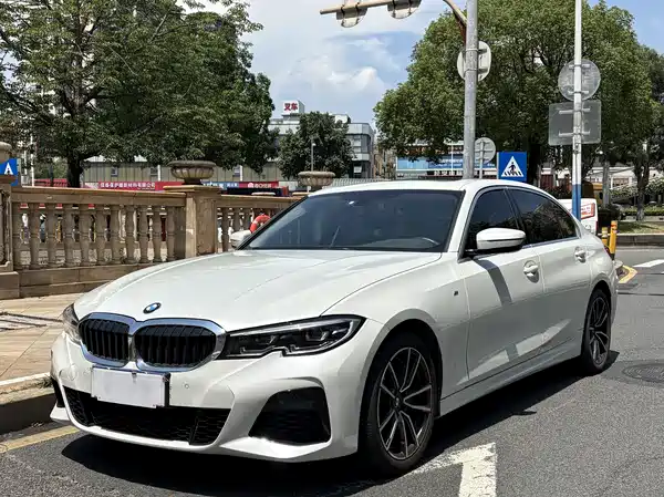 BMW 3 Series 2021