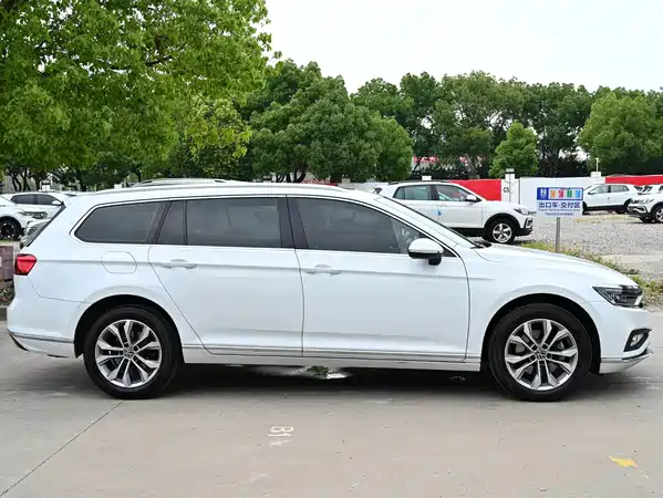 Volkswagen Viloran 2021