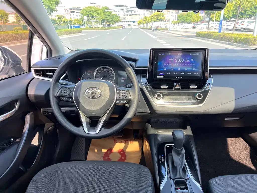 Toyota Corolla 2020 — фото 16