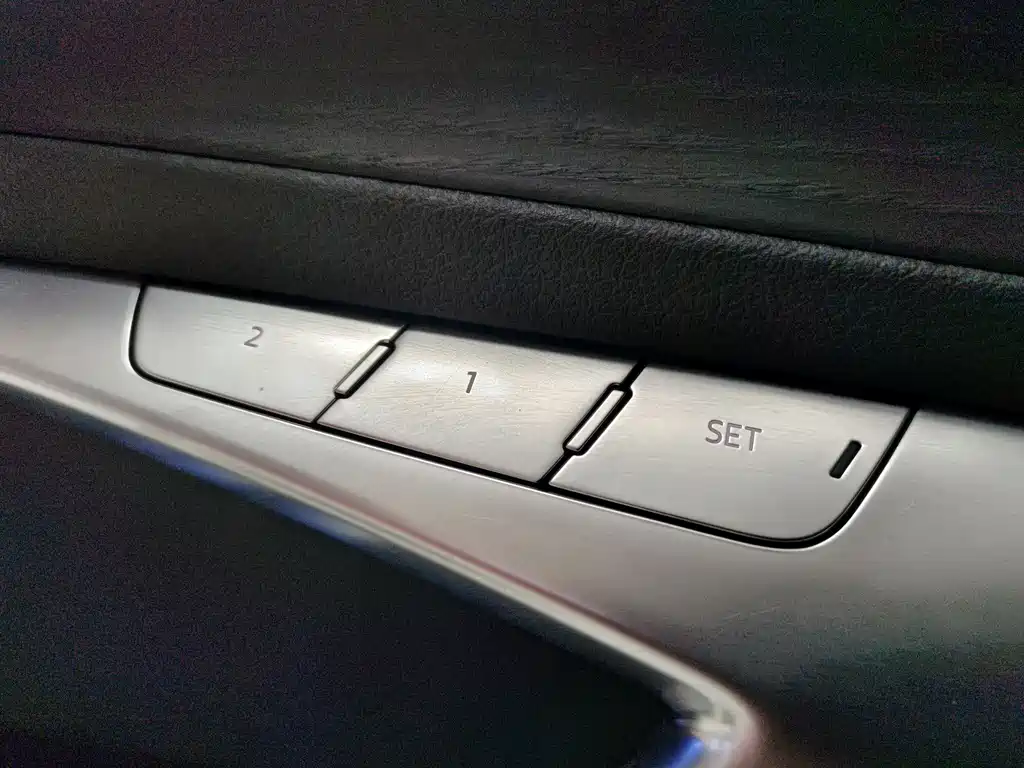 Audi A6L 2024 — фото 11