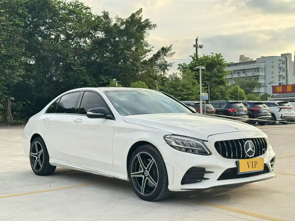 Mercedes-Benz C-Class 2021