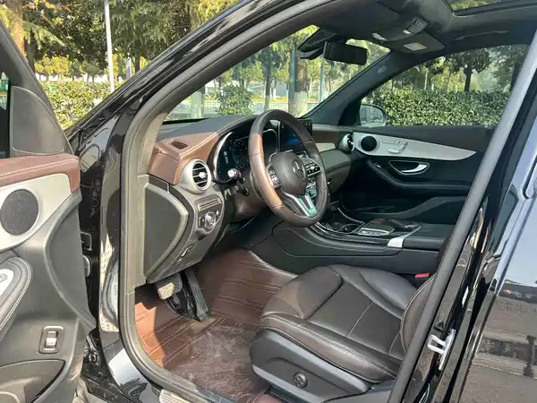 Mercedes-Benz GLC 2021