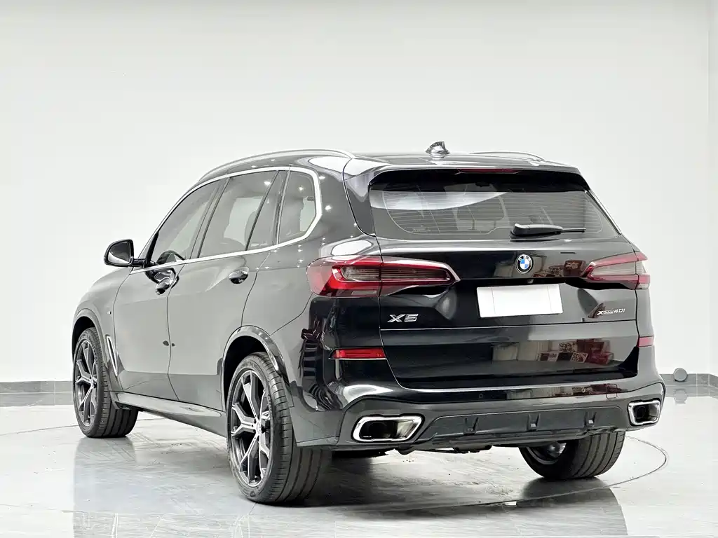 BMW X5 2023 — фото 8