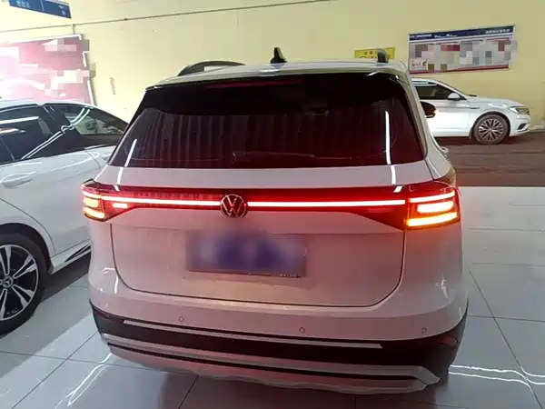 Volkswagen Tharu 2025