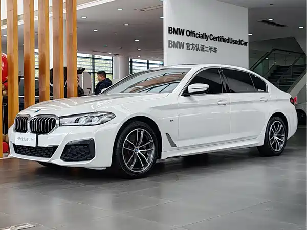 BMW 5 Series 2022