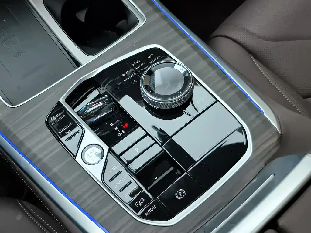 BMW X5 2024 — фото 14