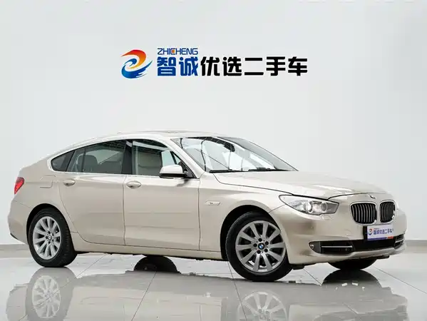 BMW 5 Series GT 2013