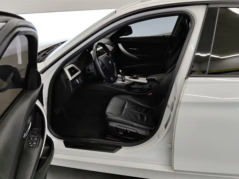 BMW 3 Series 2013 — фото 9