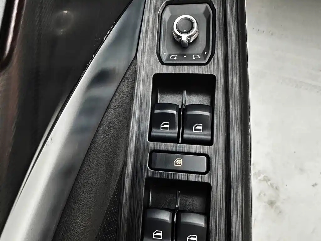 Haval H6 2023 — фото 18