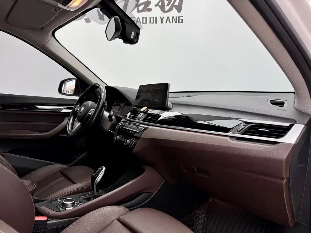 BMW X1 2022 — фото 11