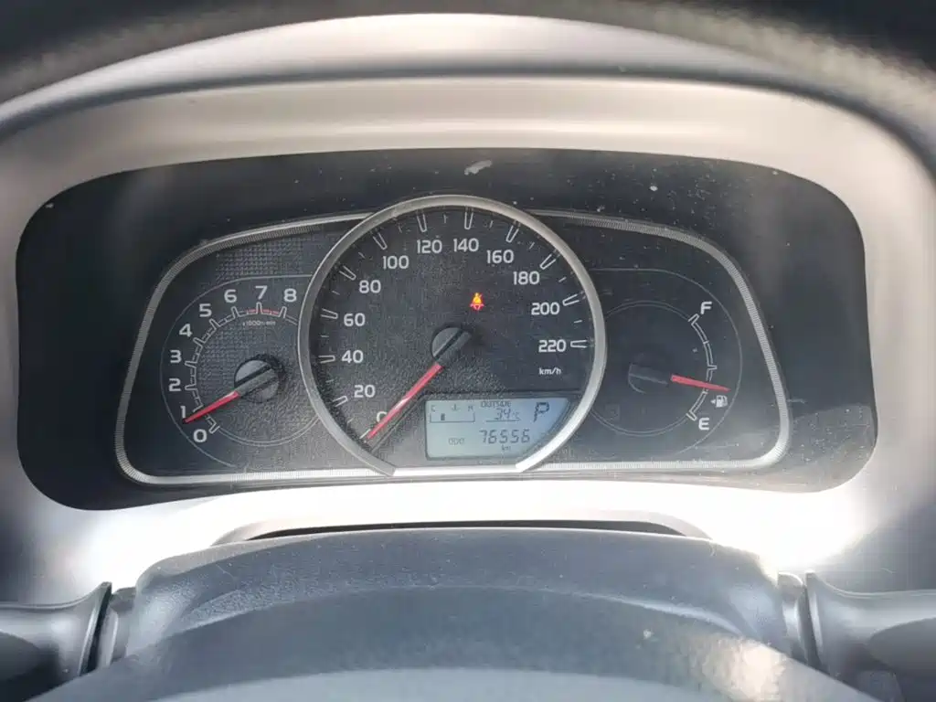 Toyota RAV4 2017 — фото 12