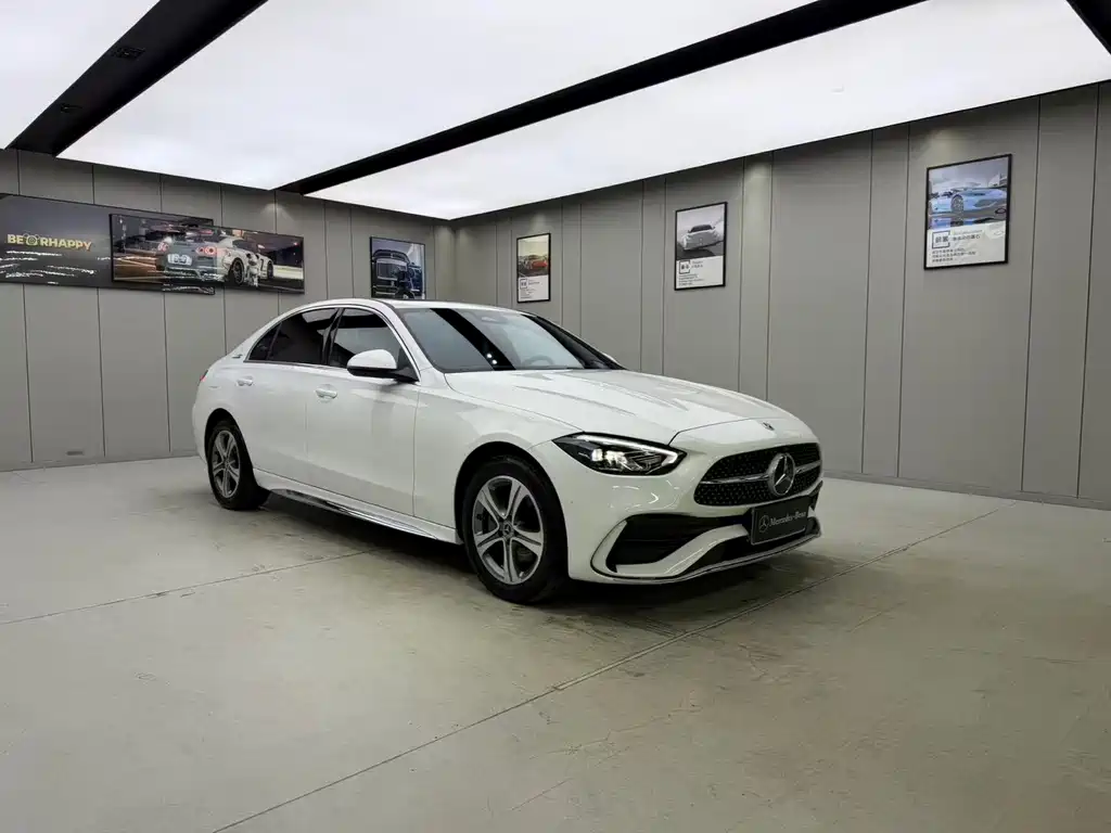 Mercedes-Benz C-Class 2022 — фото 3