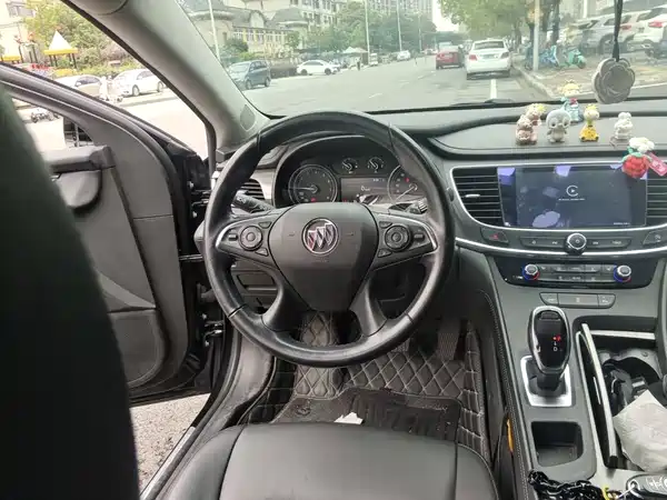 Buick LaCrosse 2021