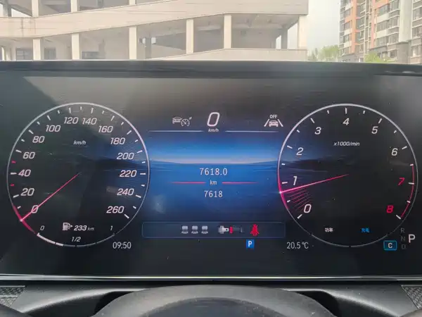 Mercedes-Benz C-Class 2025