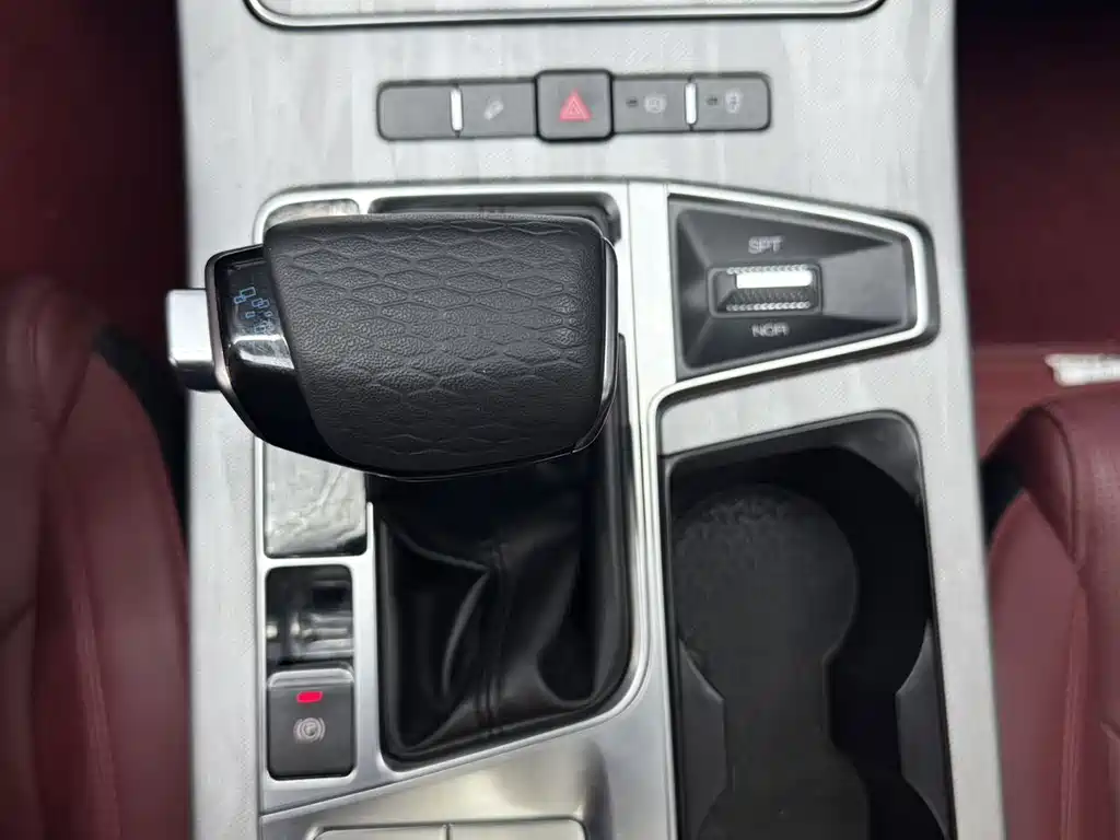 Jetour X70 PLUS 2024 — фото 19