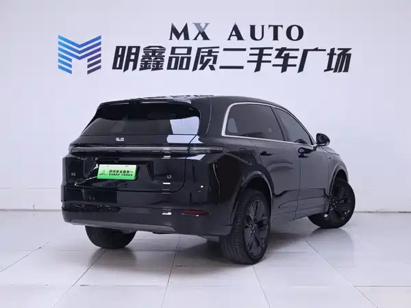 Li Auto L7 2025