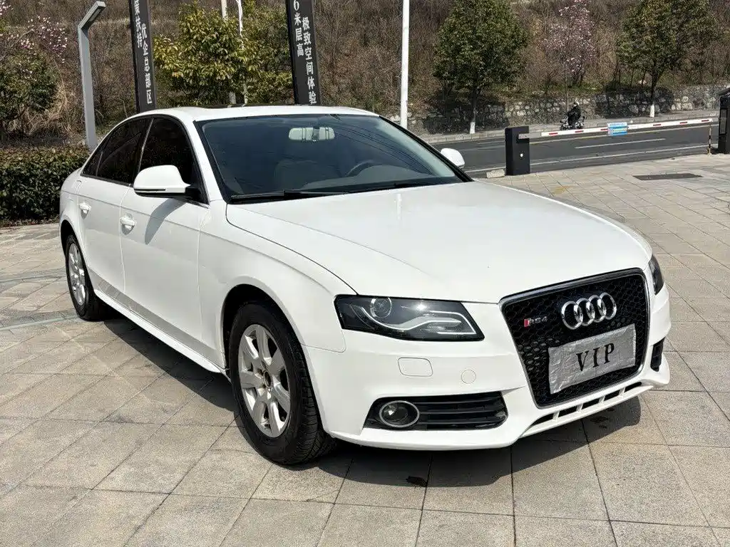 Audi A4L 2010