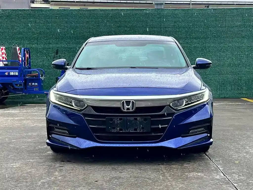Honda Accord 2018 — фото 2