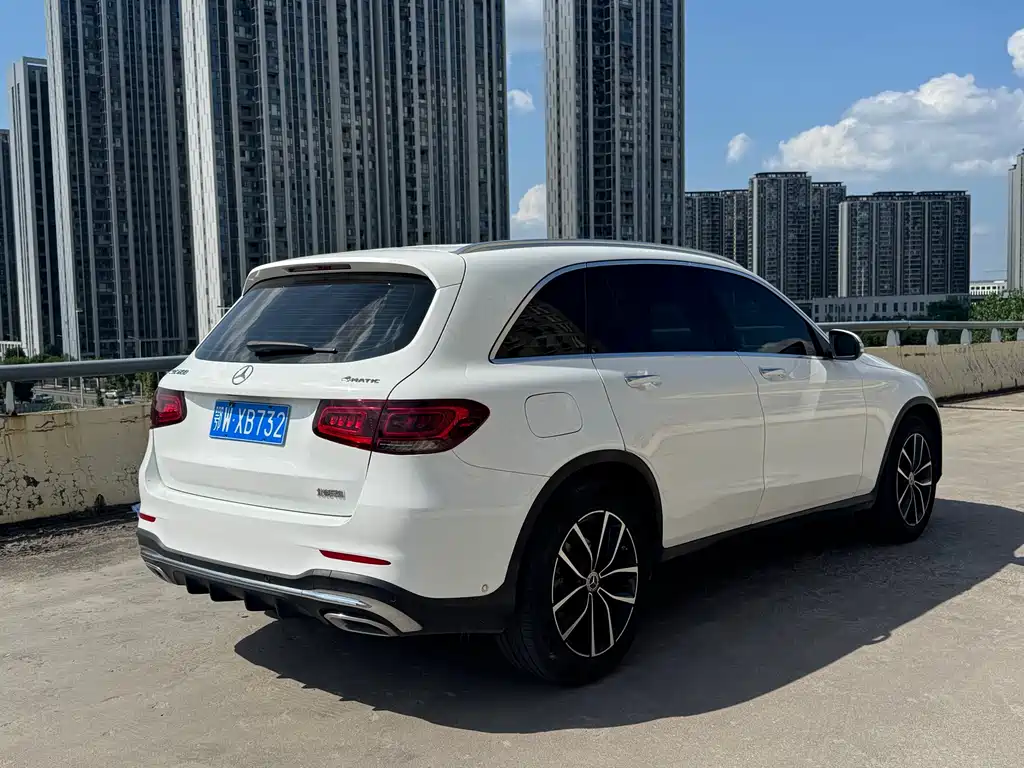 Mercedes-Benz GLC 2020 — фото 15