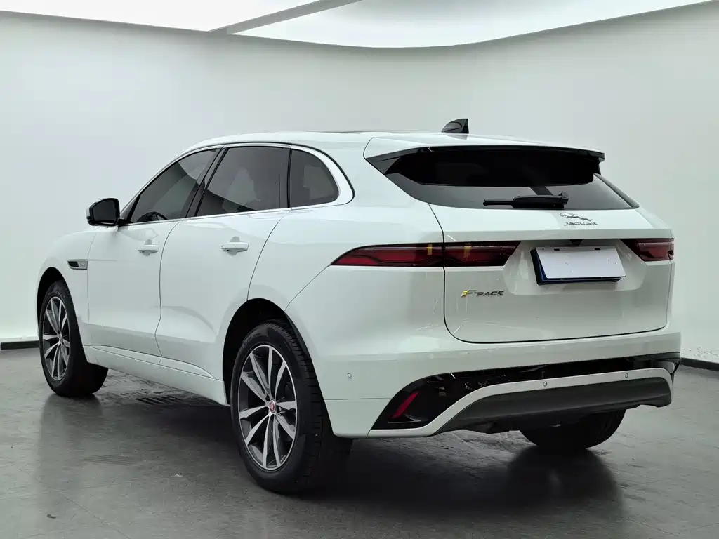 Jaguar F-PACE 2021 — фото 6