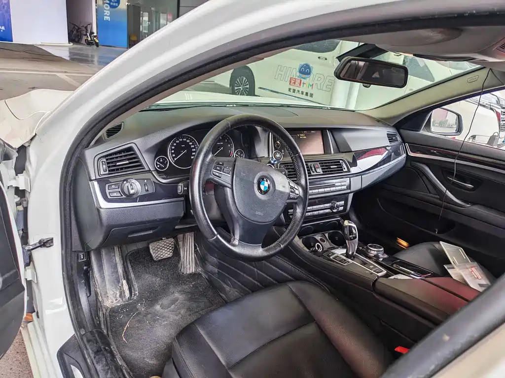 BMW 5 Series 2016 — фото 4