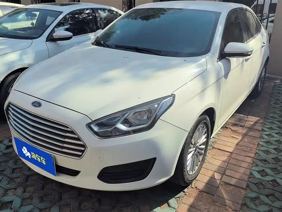 Ford Escort 2018