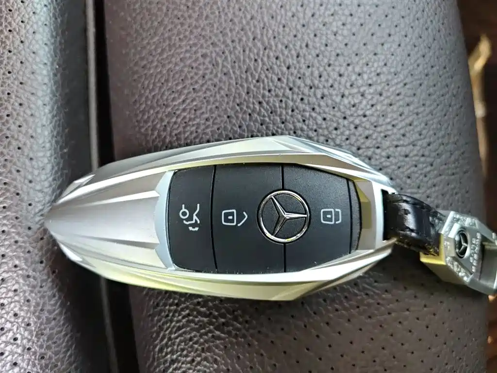 Mercedes-Benz GLC 2022 — фото 12