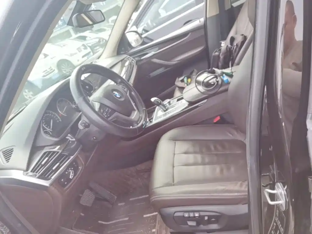 BMW X5 2015 — фото 15