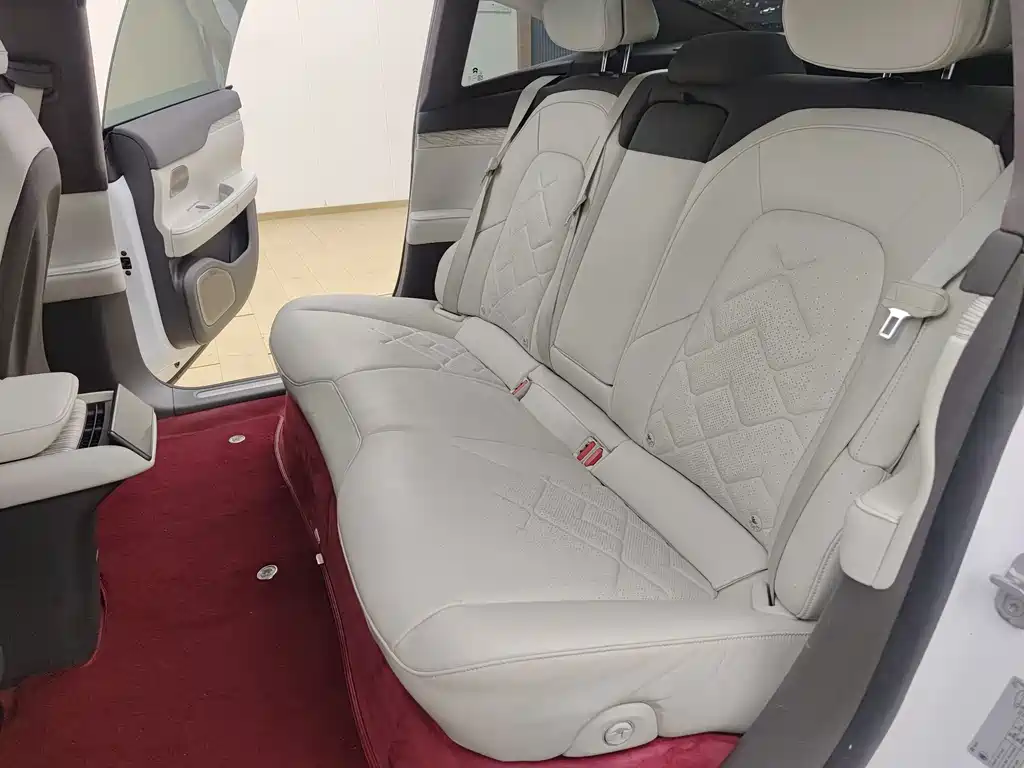 NIO ET7 2022 — фото 13