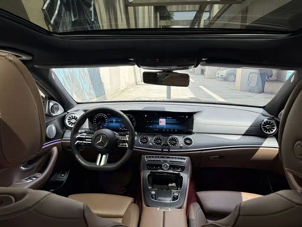 Mercedes-Benz E-Class 2023
