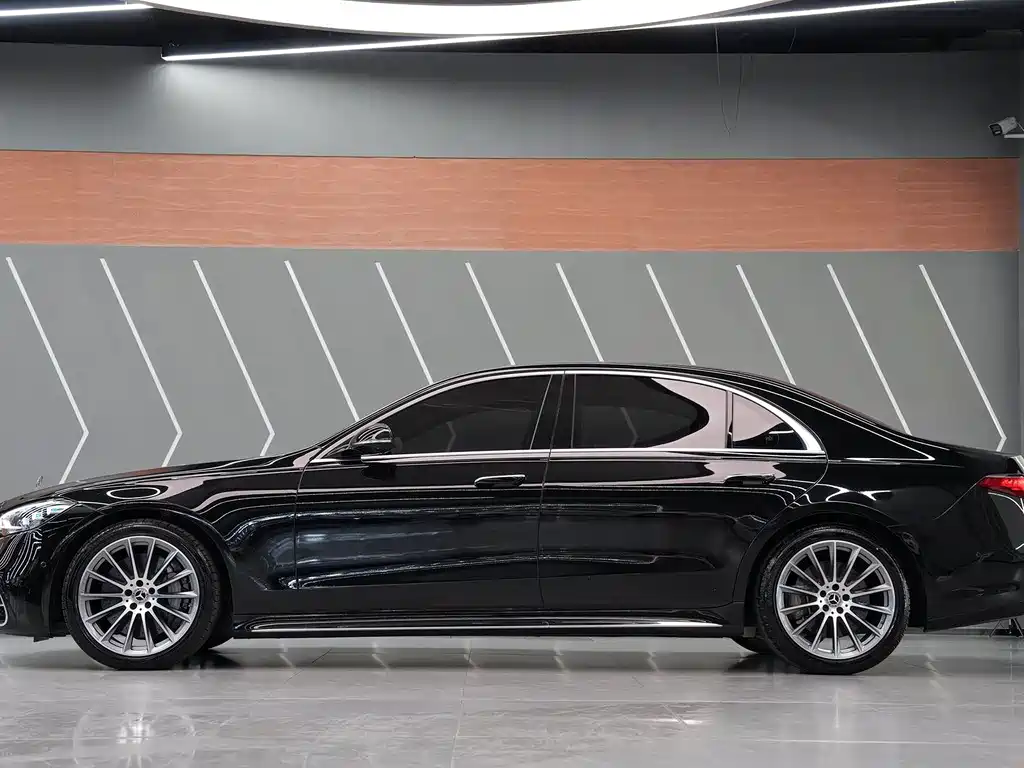 Mercedes-Benz S-Class 2025 — фото 6