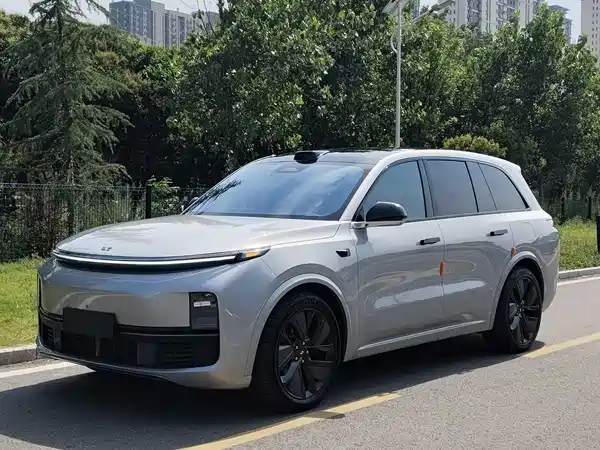 Li Auto L8 2023