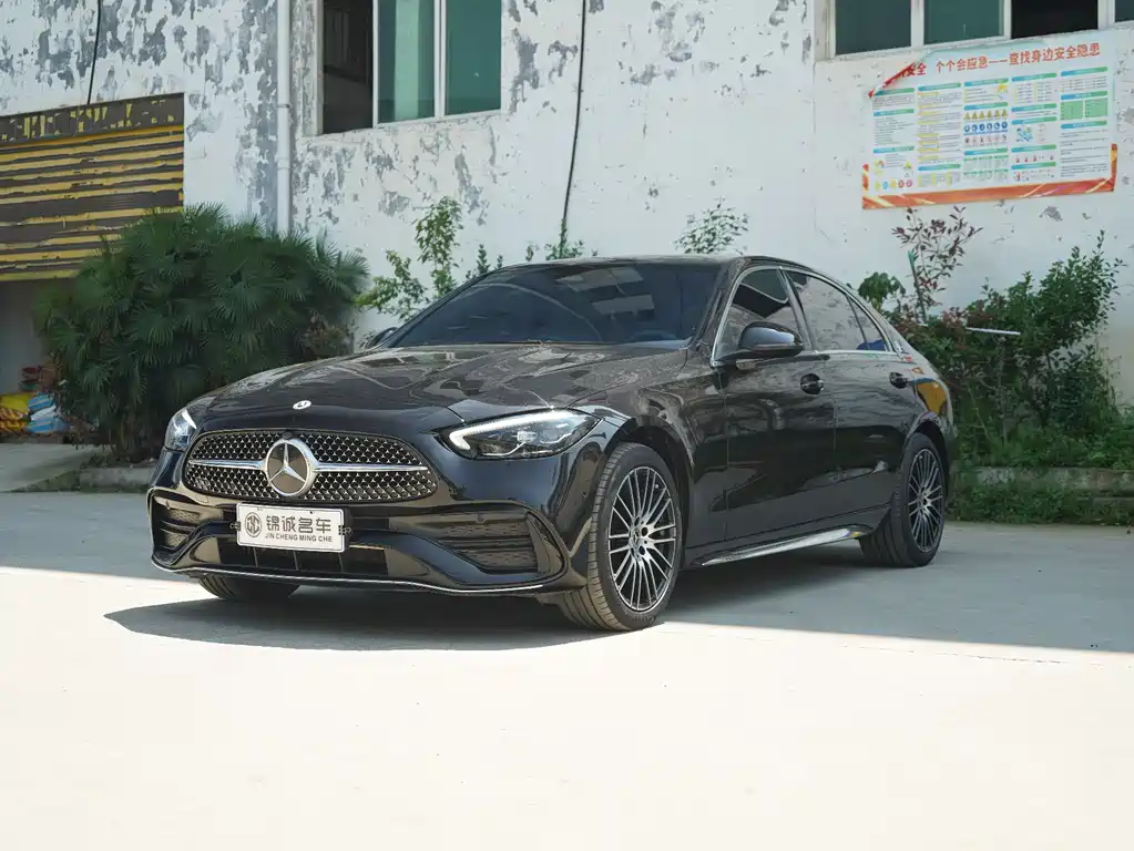 Mercedes-Benz C-Class 2022 — фото 1