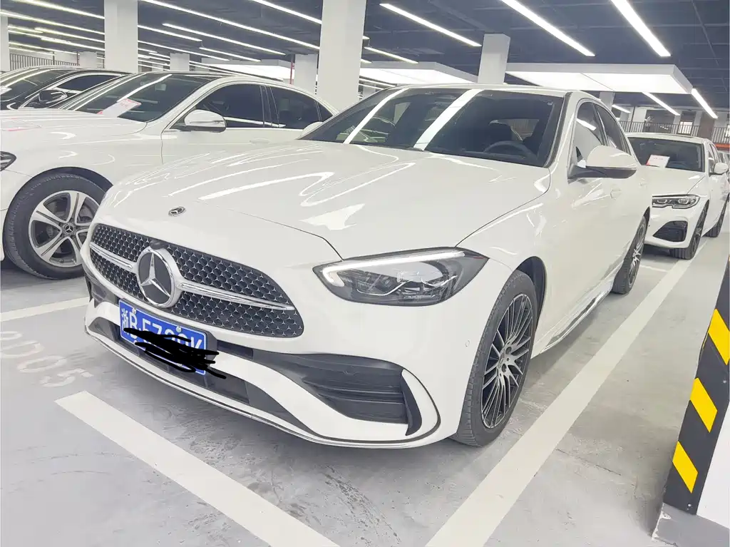 Mercedes-Benz C-Class 2023 — фото 1