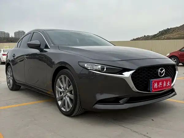 Mazda 3 Axela 2025
