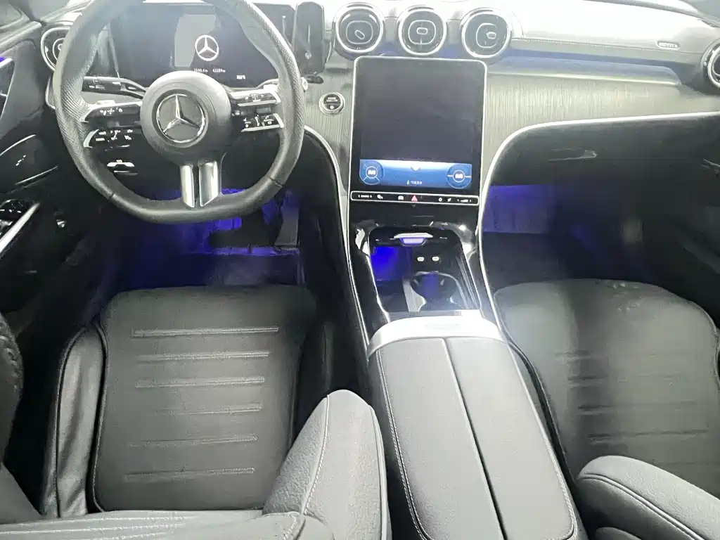 Mercedes-Benz C-Class 2023 — фото 6