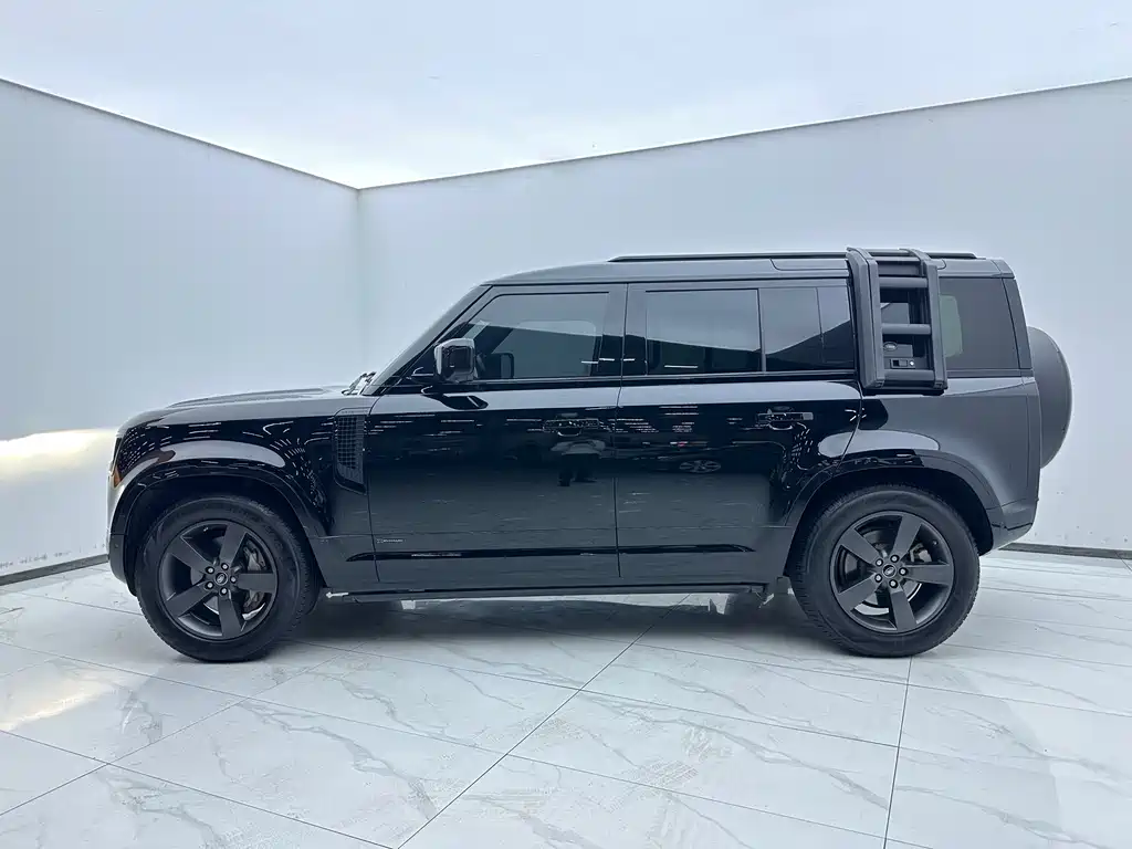 Land Rover Defender 2021 — фото 3