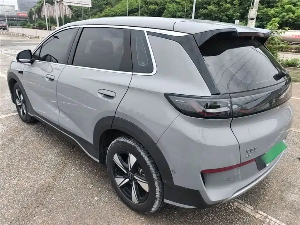 BYD Sealion 05 EV 2025 — фото 5