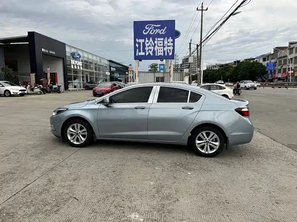 Chevrolet Cruze 2014