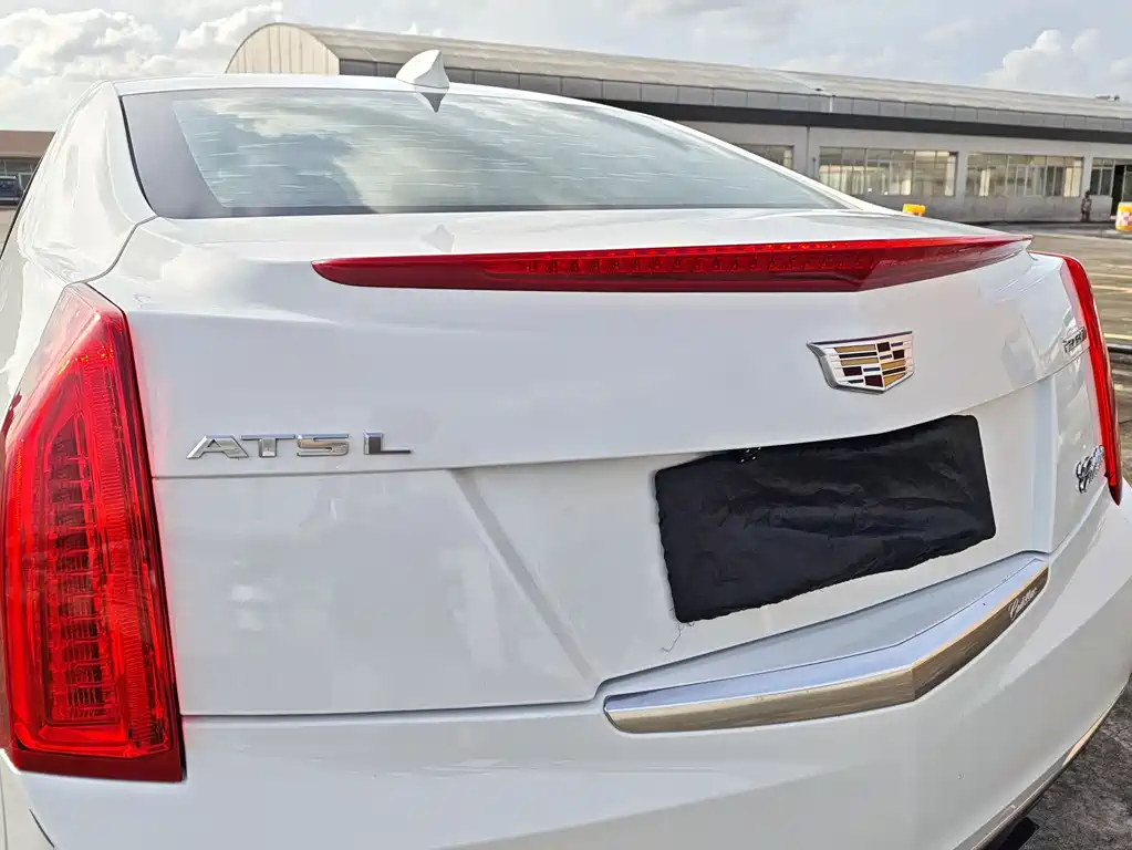 Cadillac ATS-L 2018 — фото 13