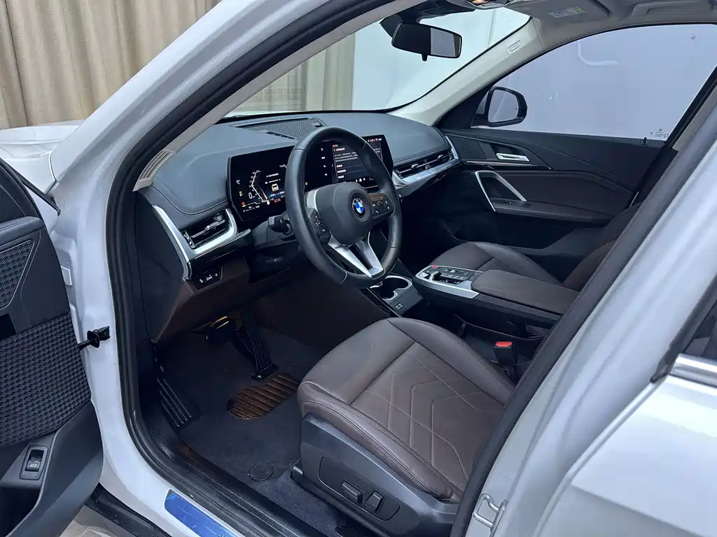 BMW X1 2023 — фото 13