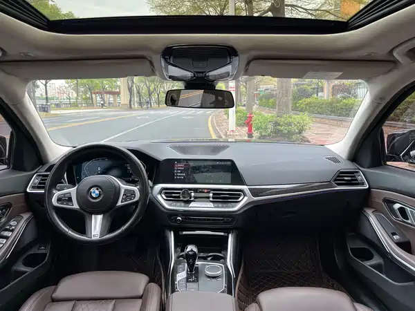 BMW 3 Series 2021